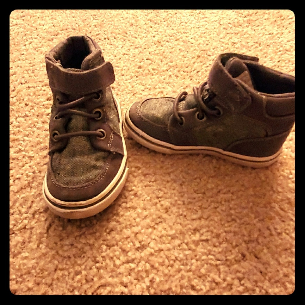 Toddler shoes
